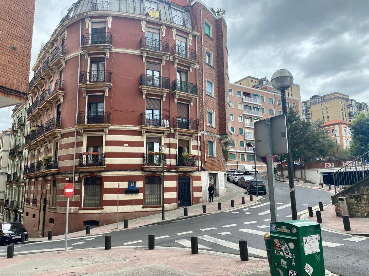 Precioso Apartamento Junto A Casco Viejo Бильбао Экстерьер фото